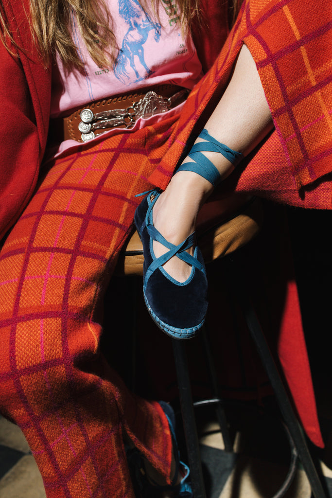 Ribbon Montague